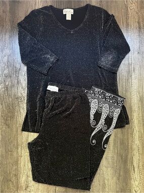 Carolyn Strauss Metallic shimmer Set
